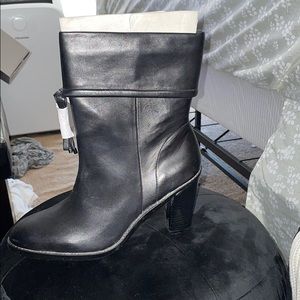 Black Boots (new)